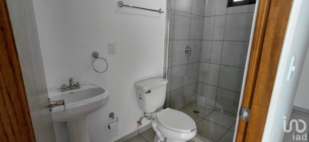 RENTA DEPARTAMENTO PLANTA BAJA EN FRACC. BAOBA