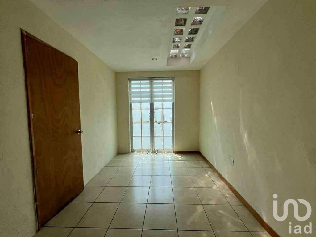 Casa en venta en Calle Prolongación Mariano Otero,  Nueva Galicia Residencial, Tlajomulco de Zúñiga