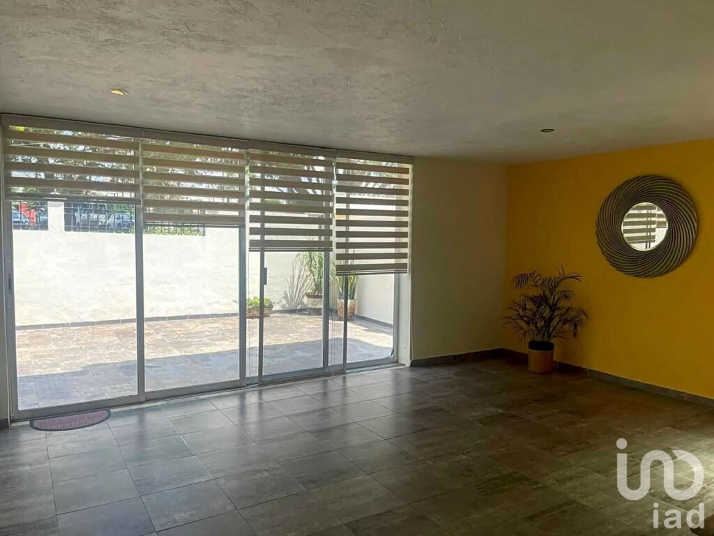 Casa en venta en Calle Prolongación Mariano Otero,  Nueva Galicia Residencial, Tlajomulco de Zúñiga