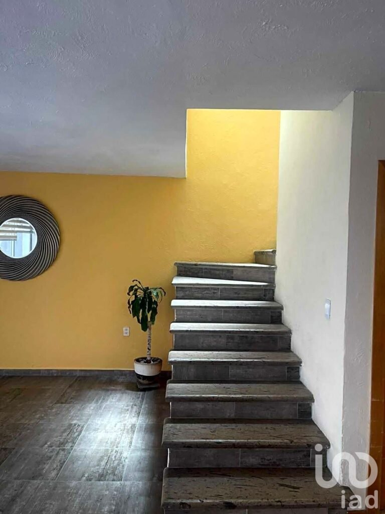 Casa en venta en Calle Prolongación Mariano Otero,  Nueva Galicia Residencial, Tlajomulco de Zúñiga