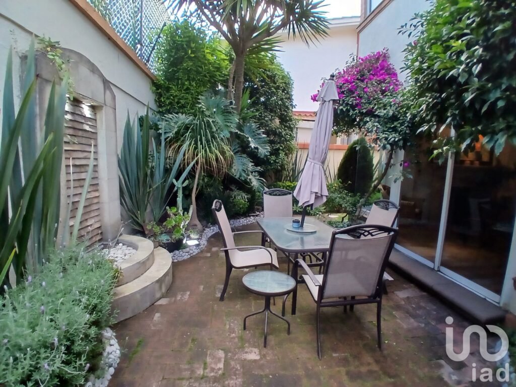 CASA EN VENTA EN METEPEC ESTADO DE MEXICO CERCA TOWN SQUARE