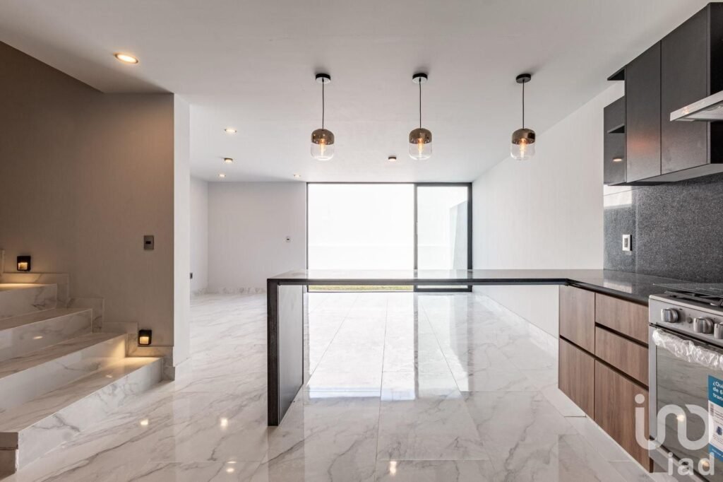 Casa en venta en Blvb Bosques de Santa Anita #2377