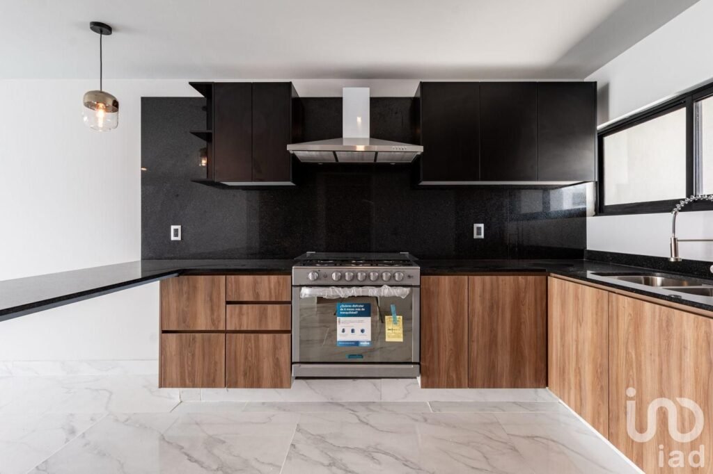 Casa en venta en Blvb Bosques de Santa Anita #2377