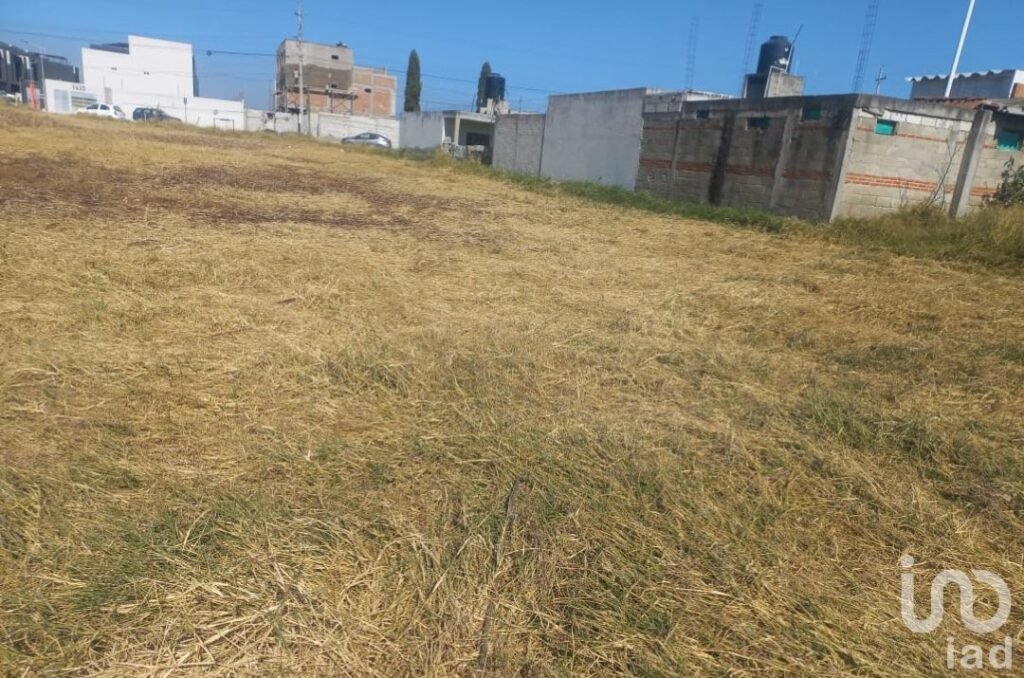 Terreno en Venta  Tlaxcalancingo a un costado del Complejo de Seguridad