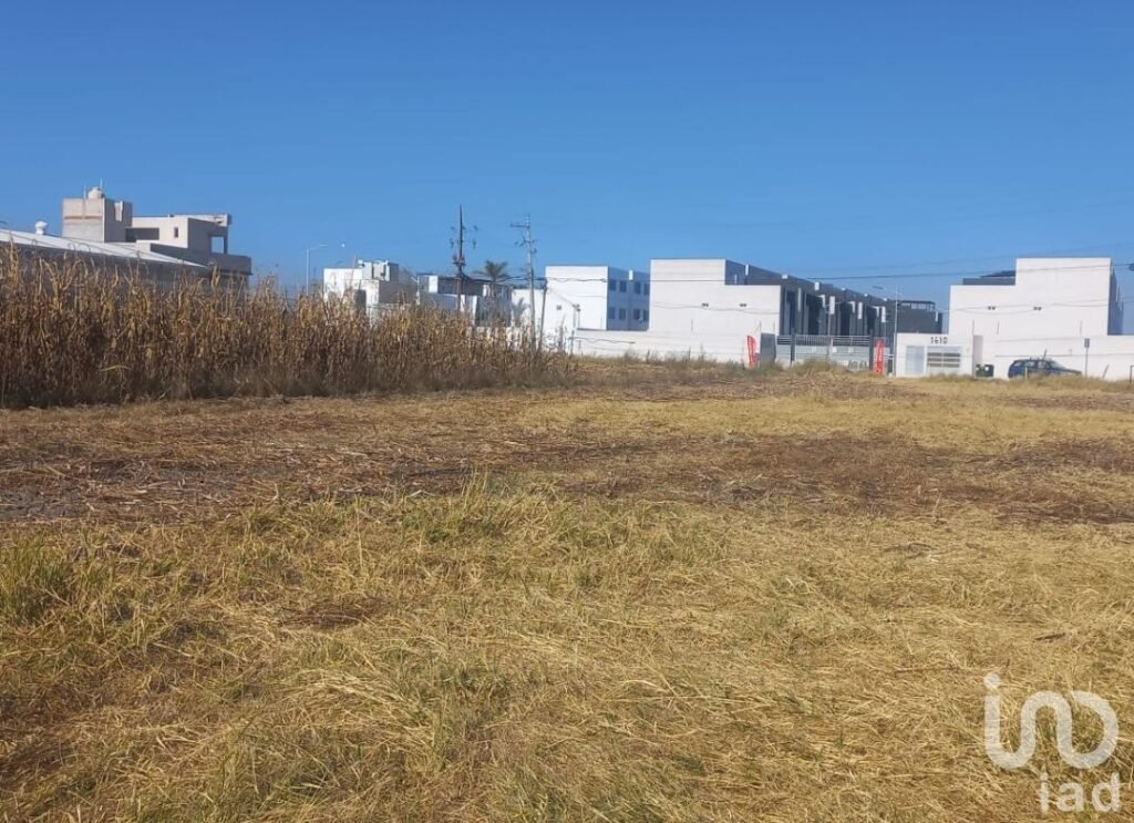 Terreno en Venta  Tlaxcalancingo a un costado del Complejo de Seguridad