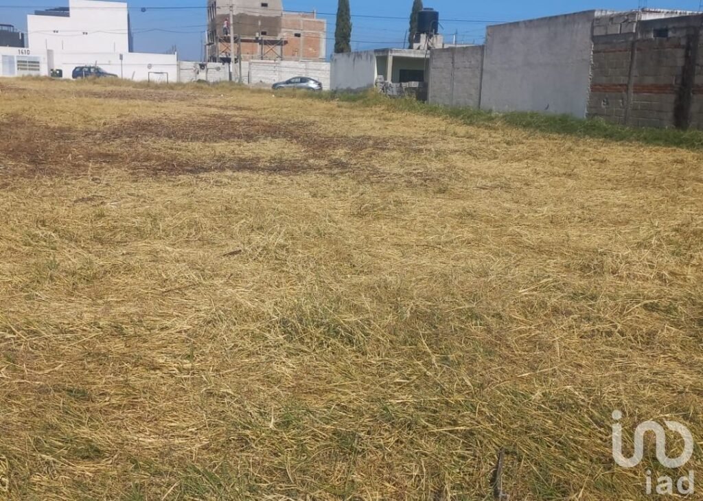 Terreno en Venta  Tlaxcalancingo a un costado del Complejo de Seguridad