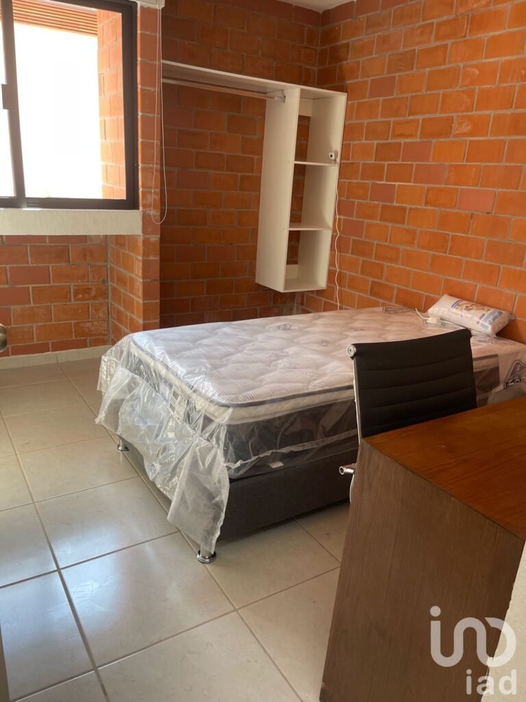 Departamento Renta Amueblado con terraza ( planta baja)