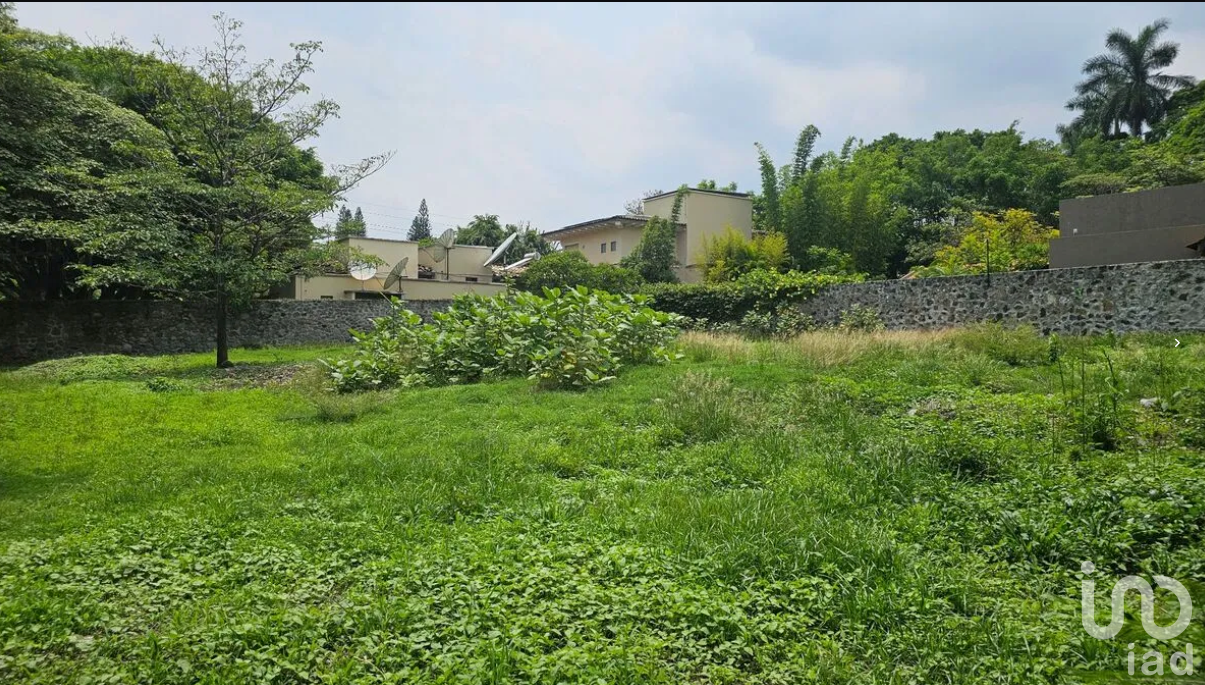Vendo Terreno Plano en Las Quintas, Cuernavaca