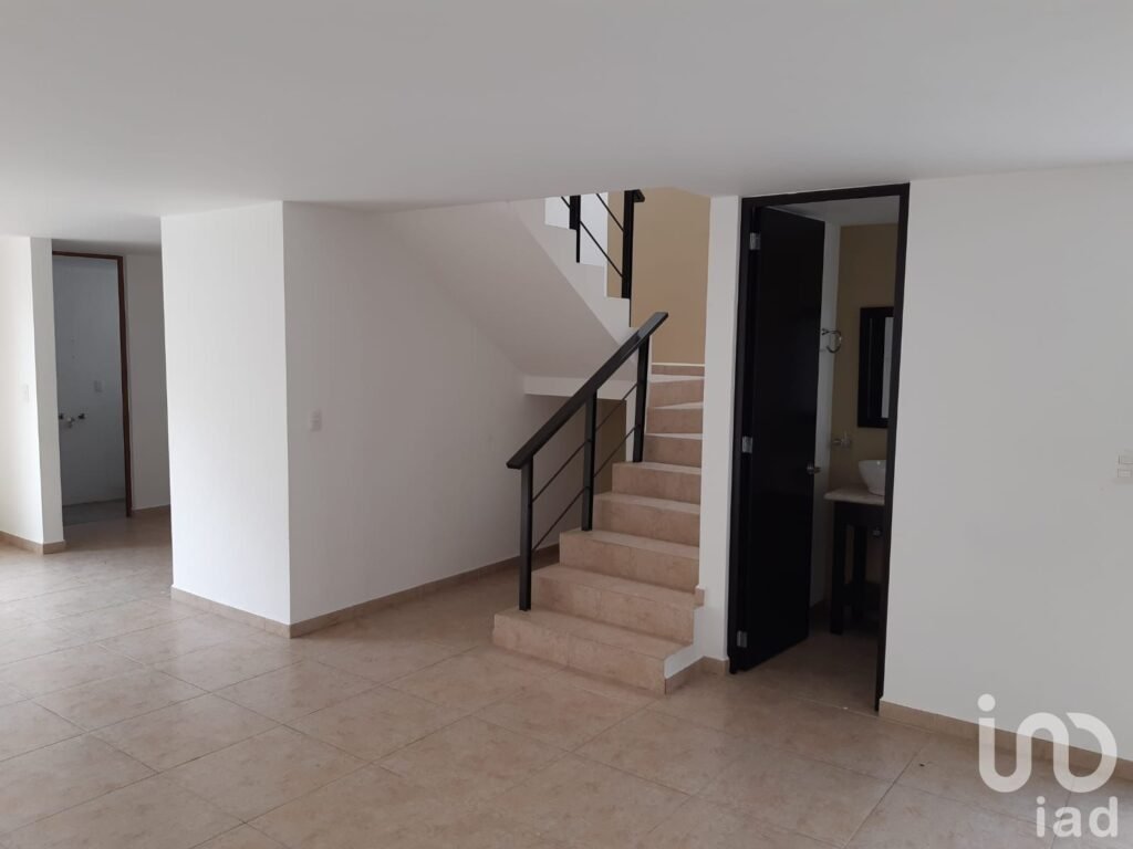 CASA EN RENTA CON OPCION A COMPRA  CUMBRES DEL LAGO, QUERETARO