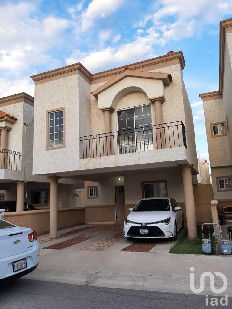 Casa en venta en Canto de Calabria zona Sendero