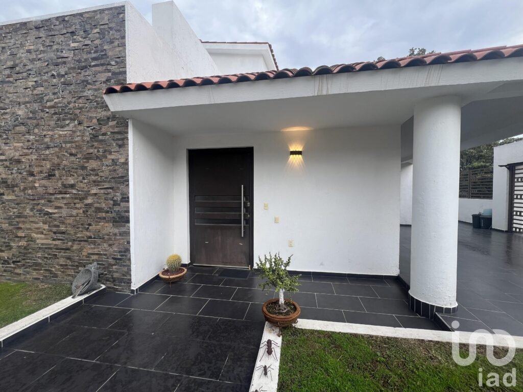 Casa en Retorno del Caribu  2155