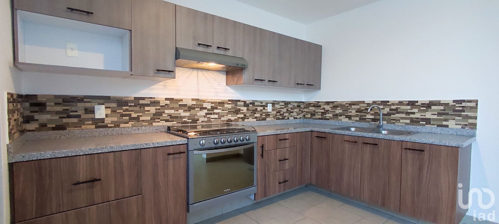 CASA EN VENTA EN ZIBATA