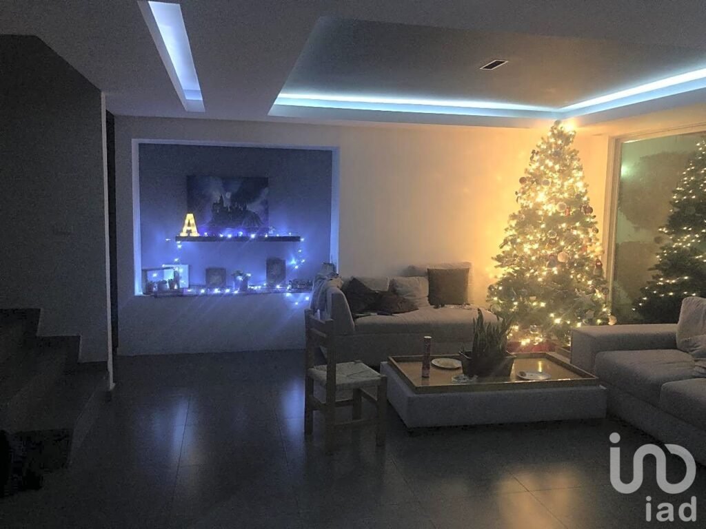 CASA EN VENTA EN FRACCIONAMIENTO LA CAÑADA, CUERNAVACA, MORELOS