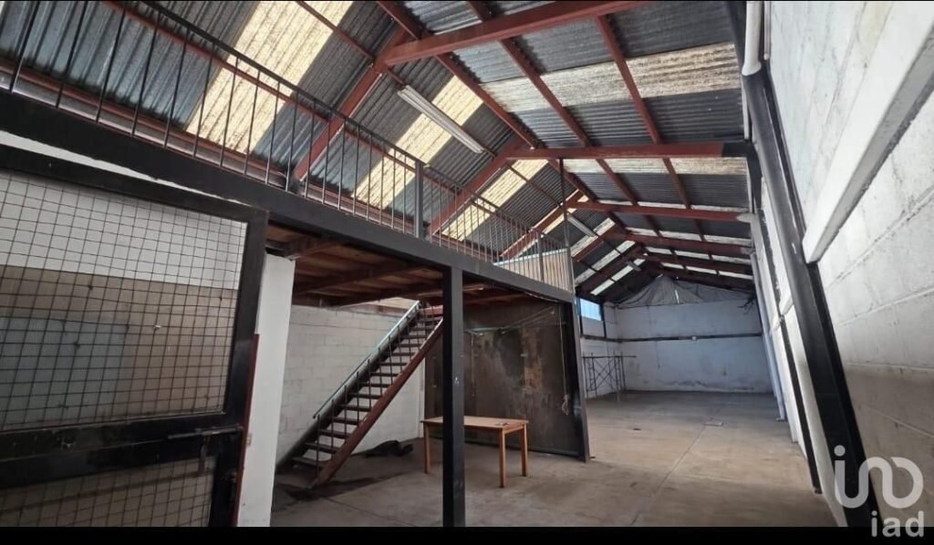 RENTA DE BODEGA EN CASCO DE SAN JUAN CHALCO EDO DE MEXICO