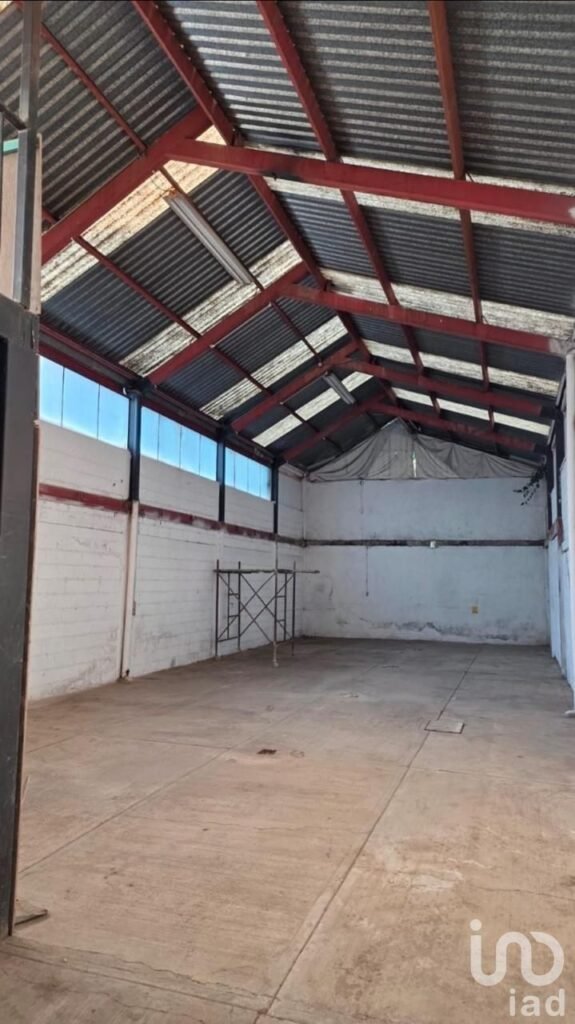 RENTA DE BODEGA EN CASCO DE SAN JUAN CHALCO EDO DE MEXICO