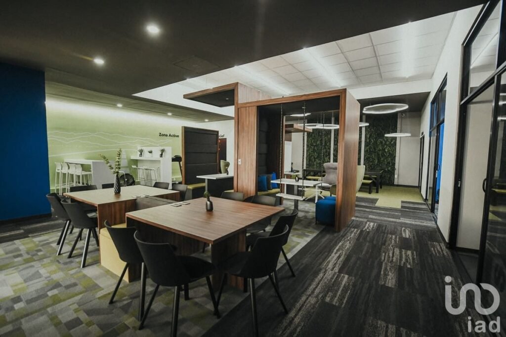 Oficina en Renta Amueblada con Servicios en Parque Manzanares