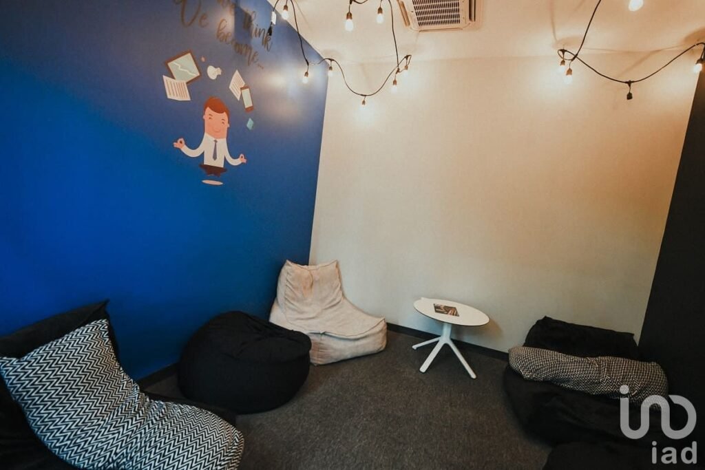 Oficina en Renta Amueblada con Servicios en Parque Manzanares