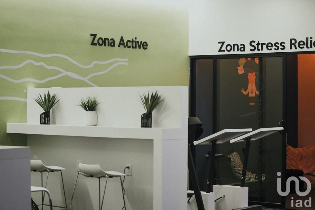 Oficina en Renta Amueblada con Servicios en Parque Manzanares