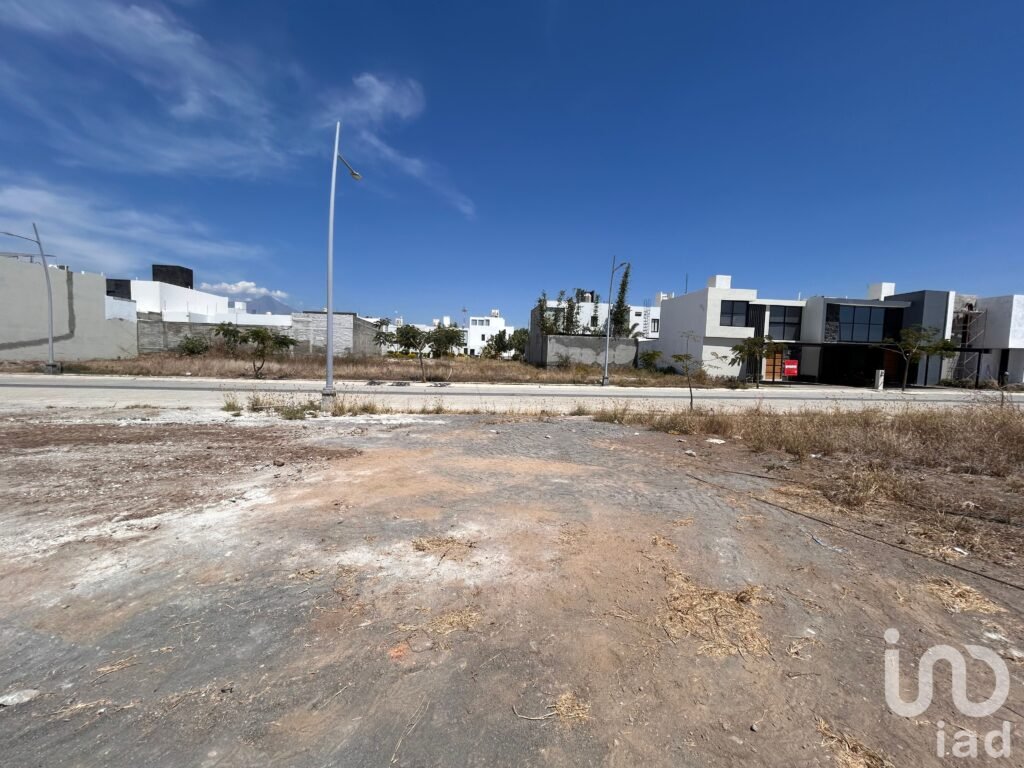 Terreno residencial en Venta en Fracc. La Herradura con vista norte