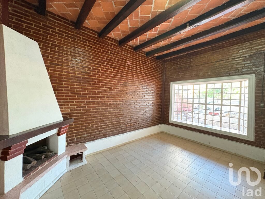 Amplia Casa en Venta 4 Recamaras en jardines de Merida $4,200,000 Excelente ubicacion