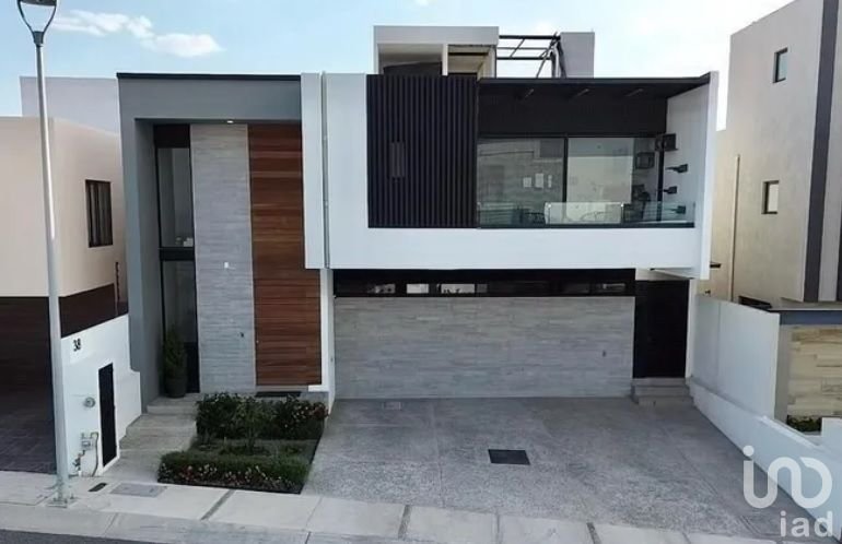 CASA EN VENETA ZIBATA QUERETARO
