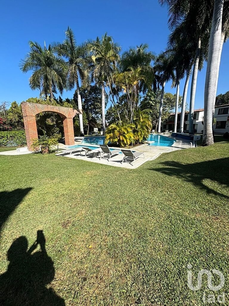 CASA EN VENTA EN CONDOMINIO EN LOMAS DE CUERNAVACA, MORELOS