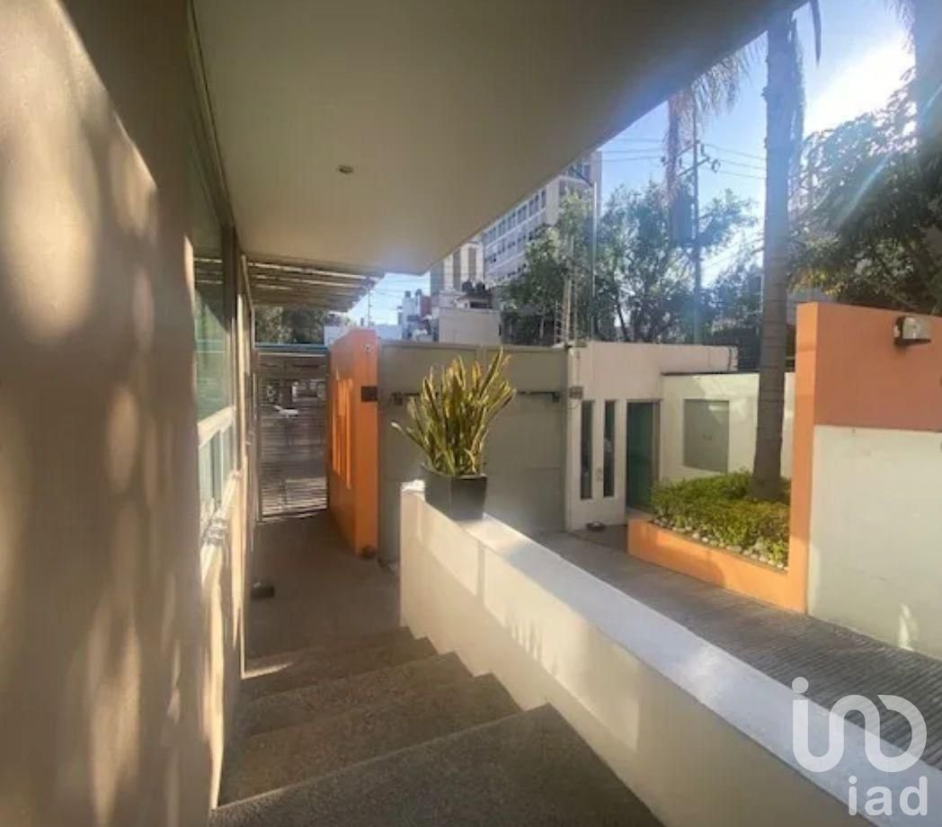 VENTA DE DEPARTAMENTO EN PLANTA BAJA EN HIPODROMO CONDESA, CDMX