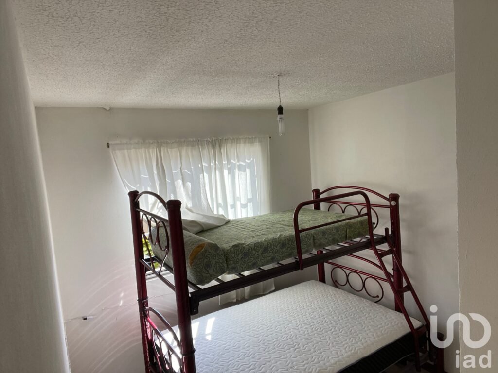 RENTA DE CASA A PIE DE ALBERCA EN PUNTA VERDE TEMIXCO