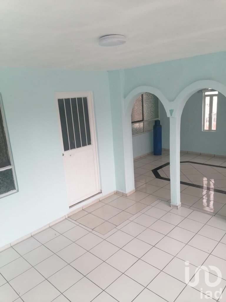 Casa en Venta en Durango, Fracc. Granja Graciela | 5 Recámaras (2 en Planta Baja).