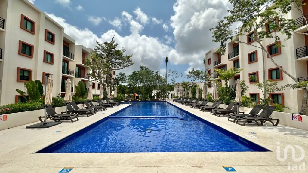 DEPARTAMENTO EN RENTA AMUEBLADO EN RESIDENCIAL OMBU