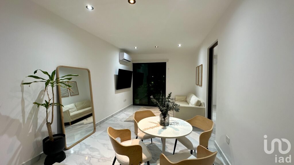 DEPARTAMENTO EN RENTA AMUEBLADO EN RESIDENCIAL OMBU