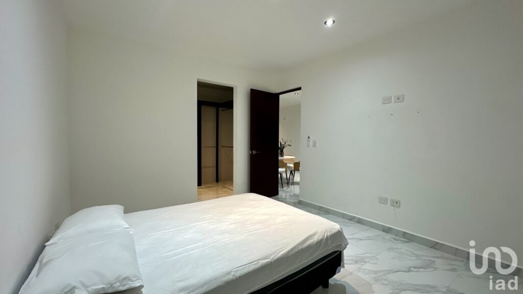 DEPARTAMENTO EN RENTA AMUEBLADO EN RESIDENCIAL OMBU