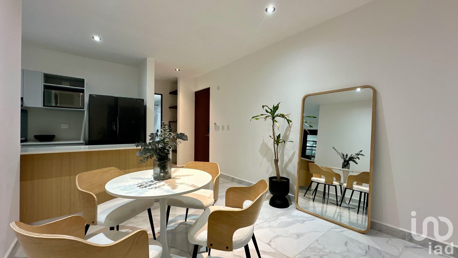 DEPARTAMENTO EN RENTA AMUEBLADO EN RESIDENCIAL OMBU