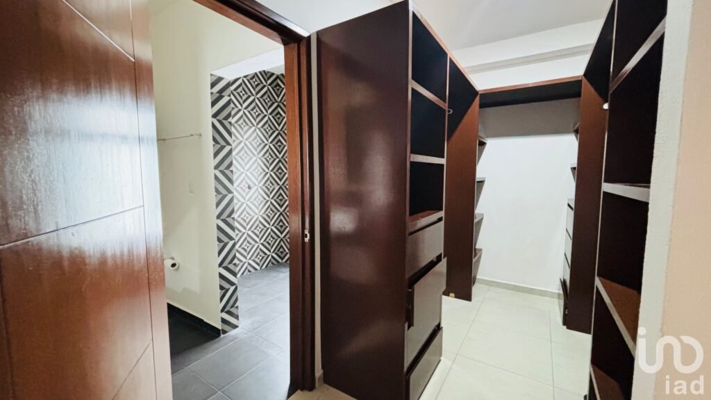 CASA EN RENTA AMUEBLADA RESIDENCIAL AQUA BY CUMBRES