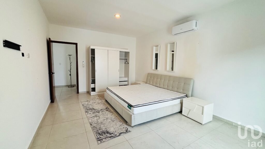 CASA EN RENTA AMUEBLADA RESIDENCIAL AQUA BY CUMBRES