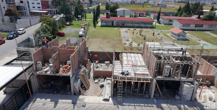 Venta casa en Tlaxcalancingo Puebla Mexico ( universitarios )