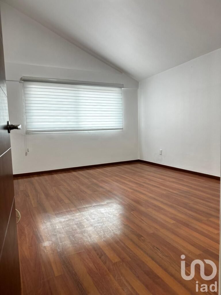 CASA EN RENTA EN METEPEC GALERÍAS