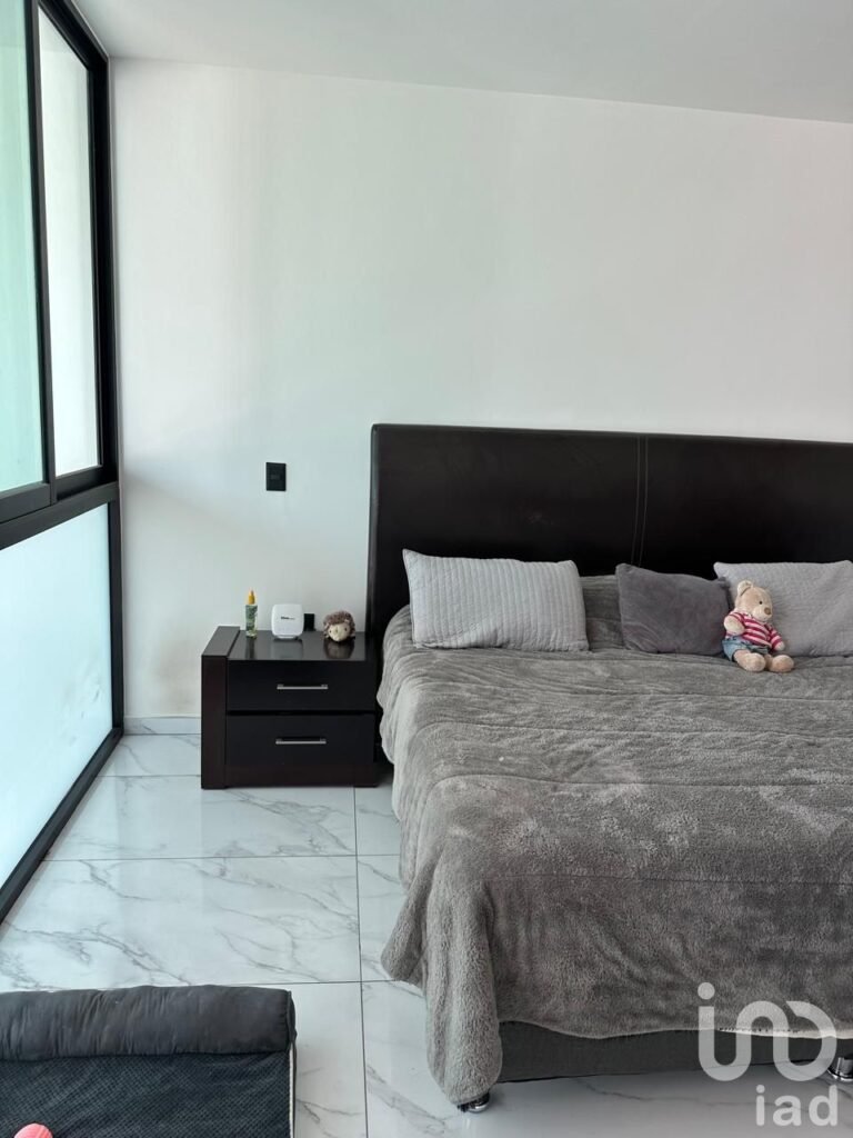 SE VENDE HOGAR FRACCIONAMIENTO EXCLUSIVO KATANIA SOLO 45 CASAS EN TLAJOMULCO DE ZUÑIGA JALISCO