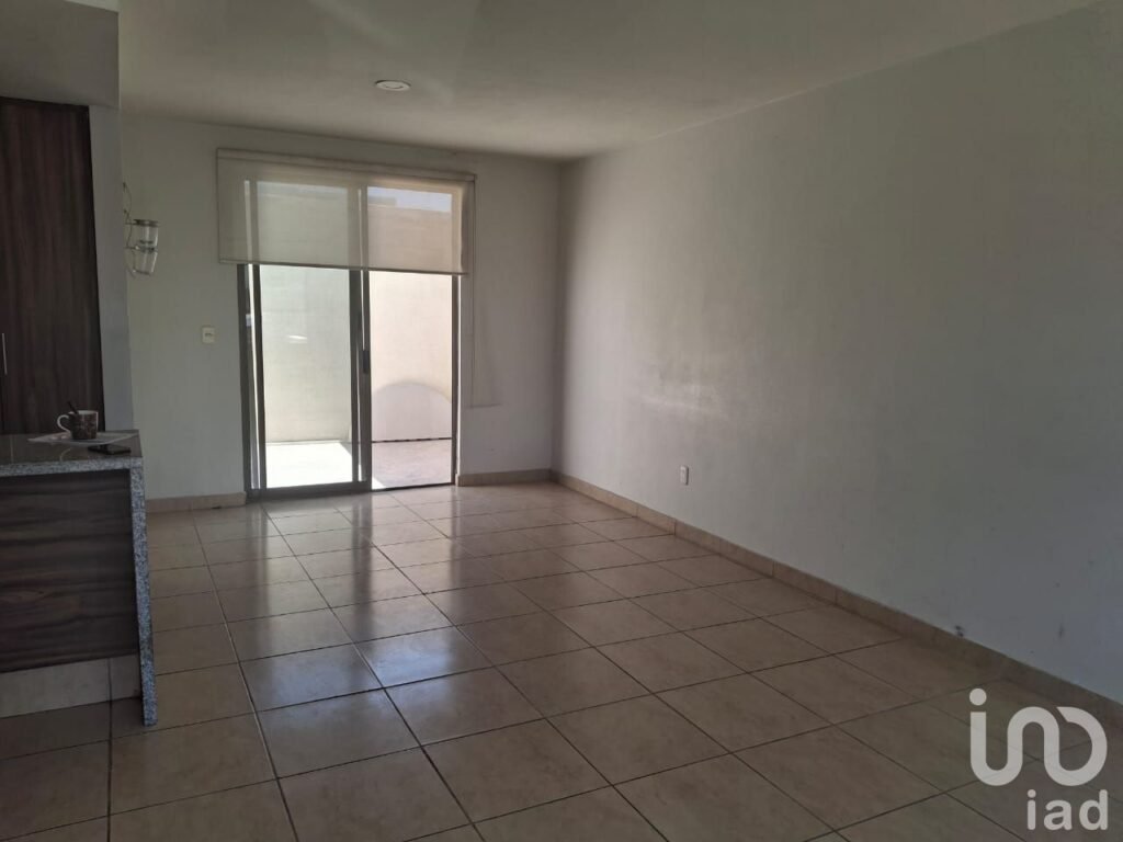 RESIDENCIAL DEL PARQUE - MELISSANI.  CASA EN PRIVADA
