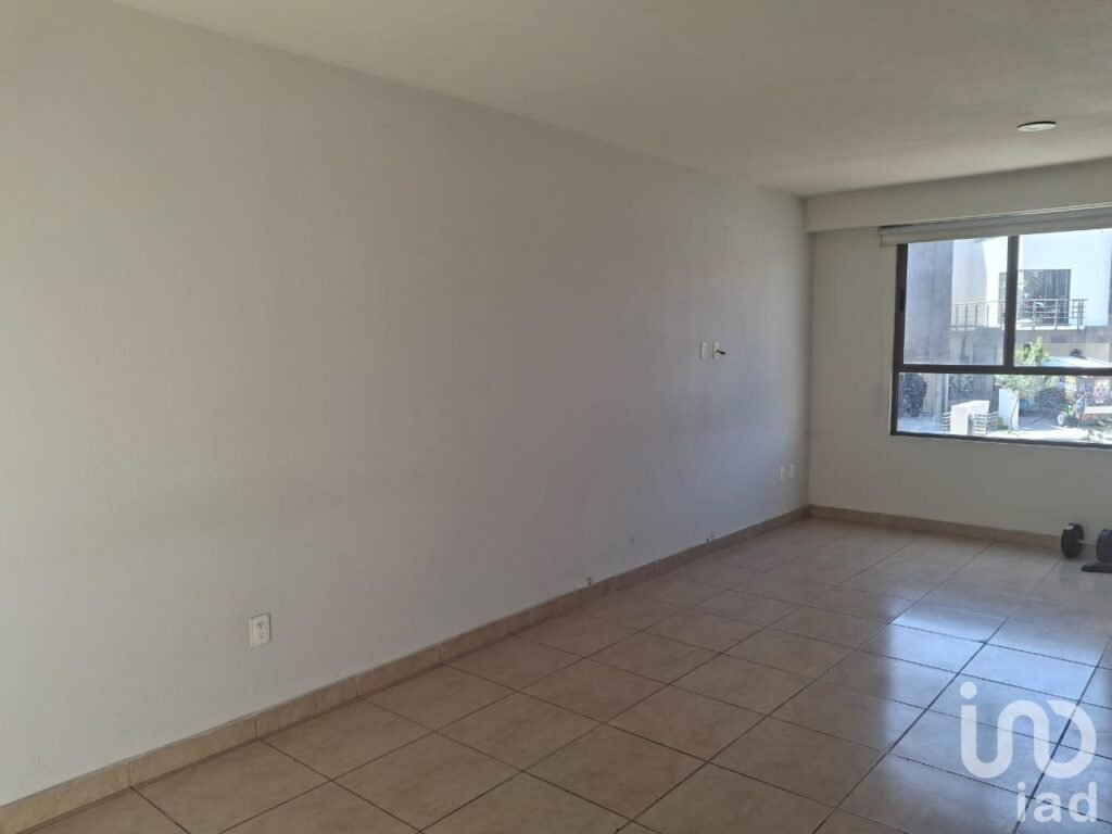 RESIDENCIAL DEL PARQUE - MELISSANI.  CASA EN PRIVADA