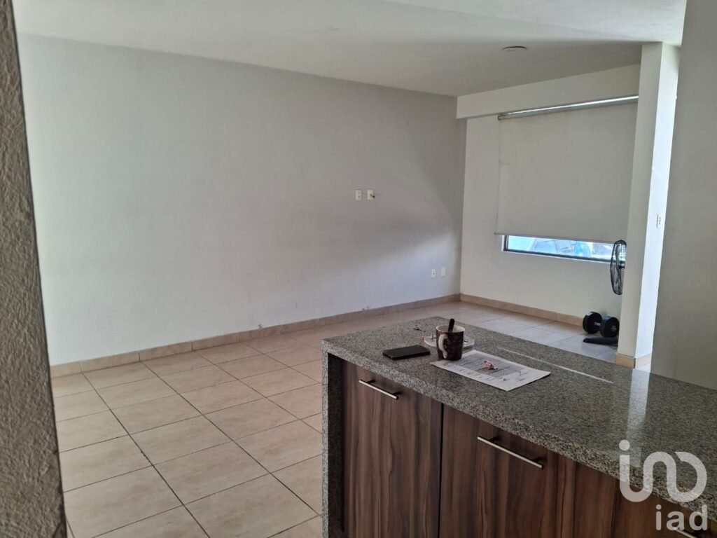 RESIDENCIAL DEL PARQUE - MELISSANI.  CASA EN PRIVADA