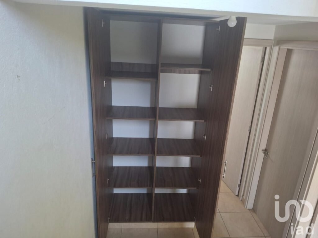 RESIDENCIAL DEL PARQUE - MELISSANI.  CASA EN PRIVADA