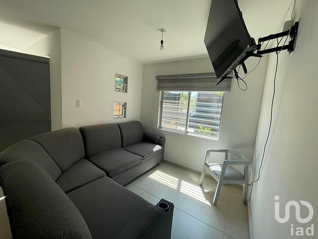 CASA EN VENTA EN RESIDENCIAL BUGAMBILIAS, SOLEDAD, SLP.