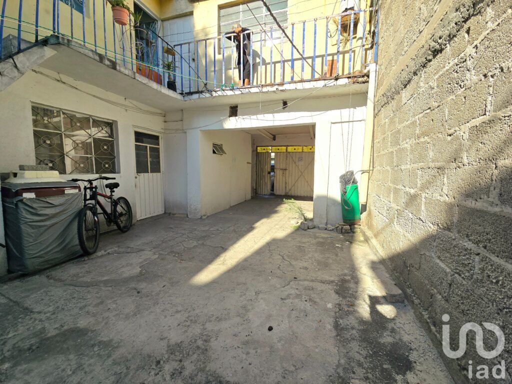 EDIFICIO EN VENTA, IDEAL PARA INVERSIÓN, COL. PRENSA NACIONAL, TLALNEPANTLA