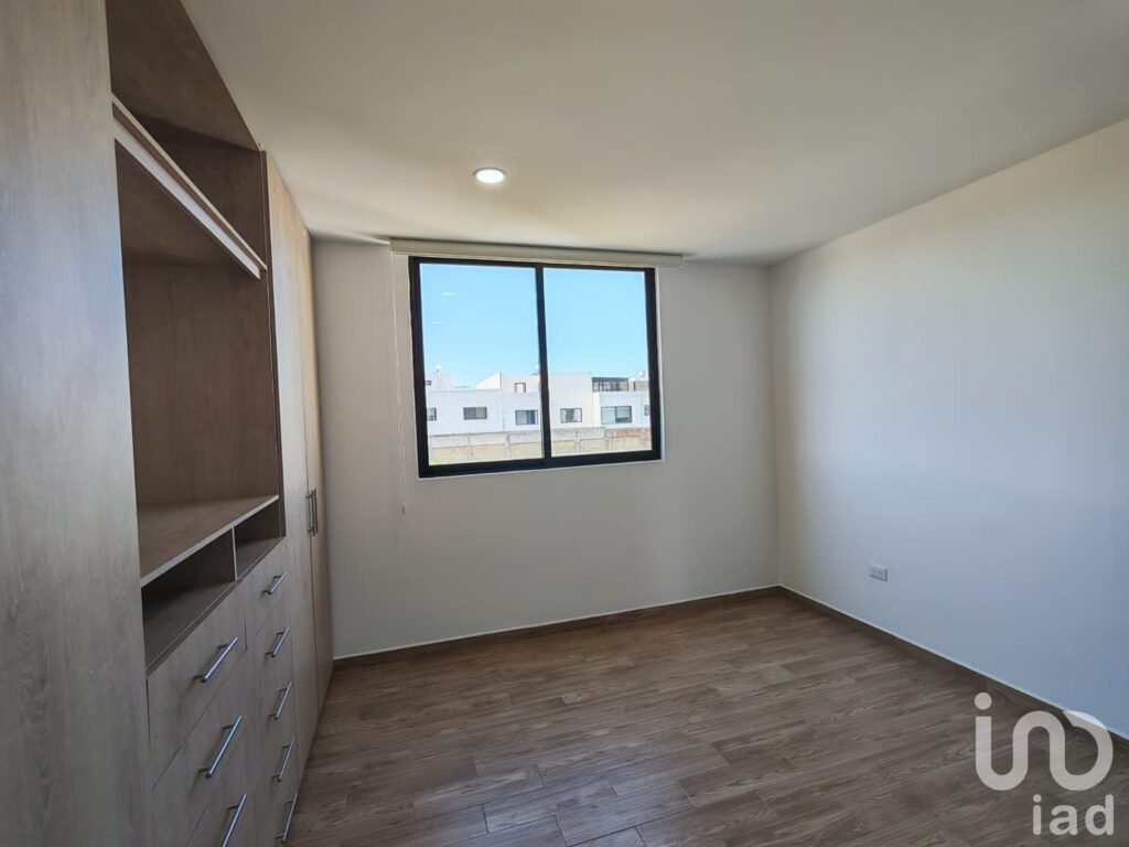 RESIDENCIA EN VENTA Fracc. El Encanto, Morillotla