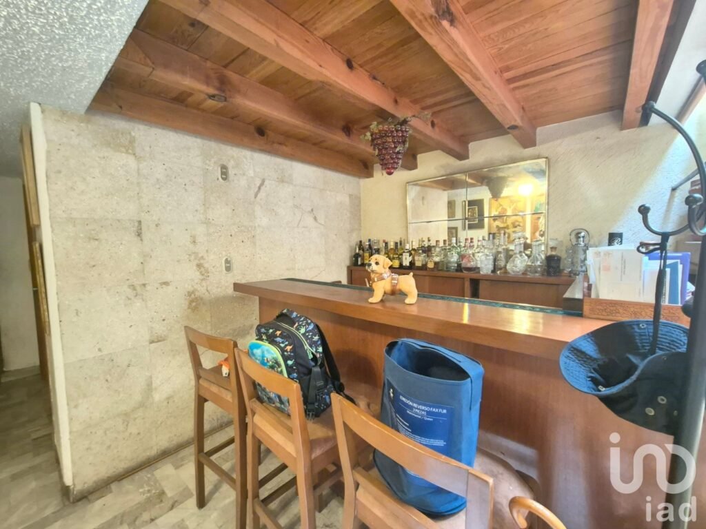 Casa para Remodelar en la Colonia del Valle Sur