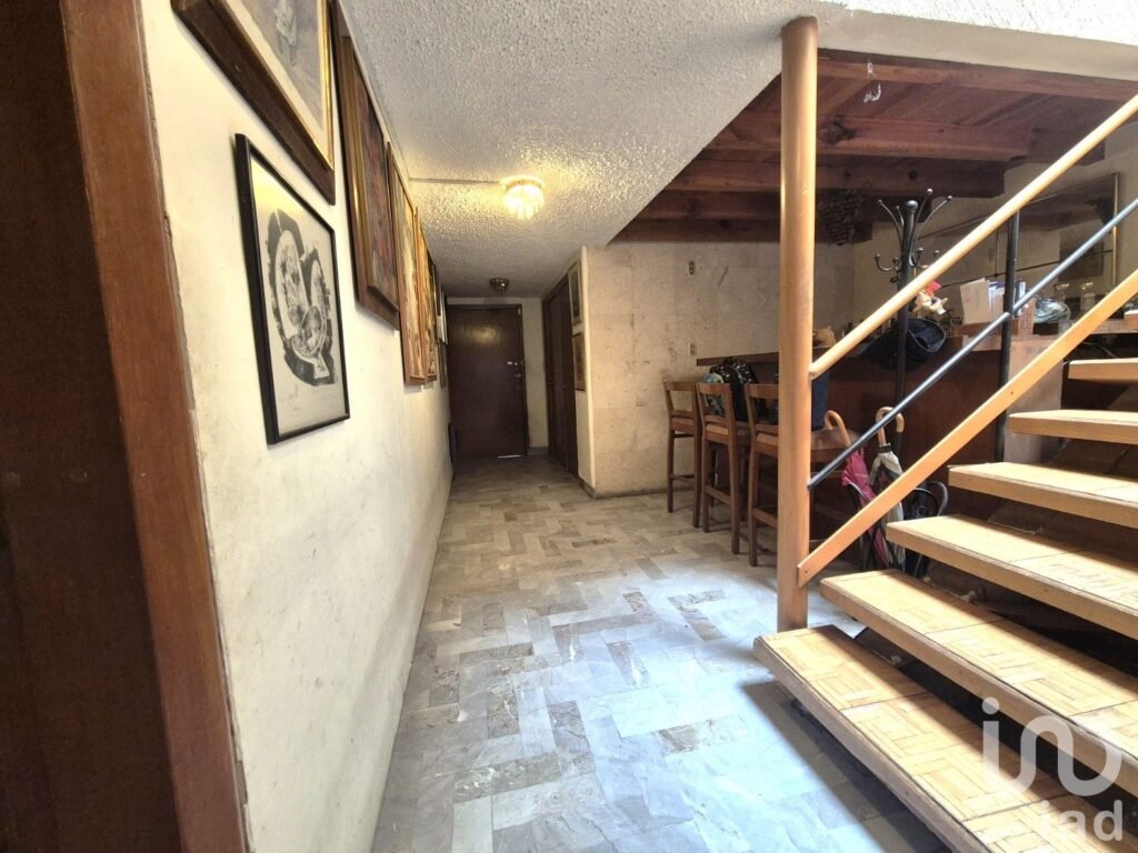 Casa para Remodelar en la Colonia del Valle Sur