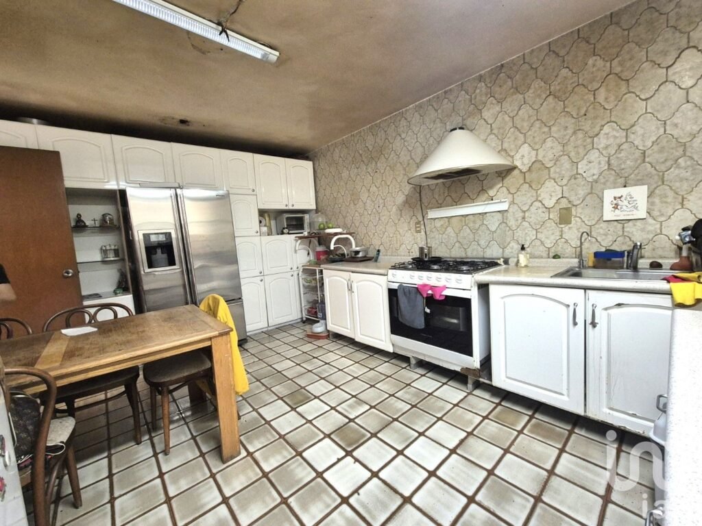 Casa para Remodelar en la Colonia del Valle Sur