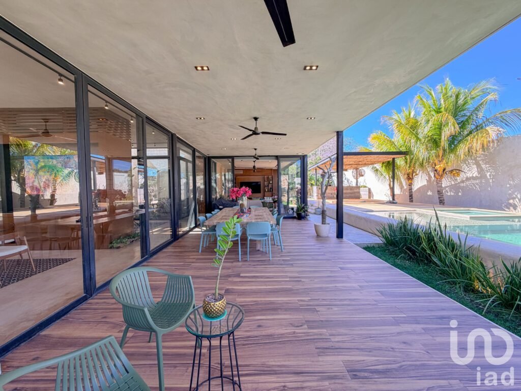 CASA EN VENTA DE UN SOLO NIVEL EN SANTA GERTRUDIS COPÓ, CON UN GRAN TERRERO