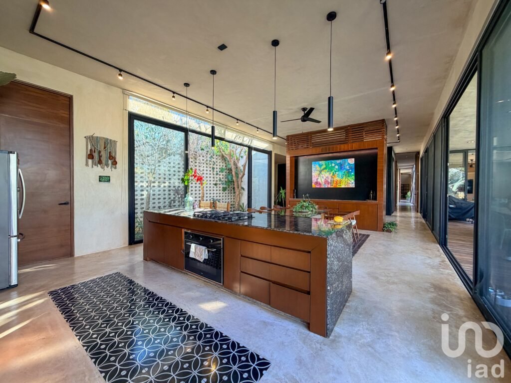 CASA EN VENTA DE UN SOLO NIVEL EN SANTA GERTRUDIS COPÓ, CON UN GRAN TERRERO